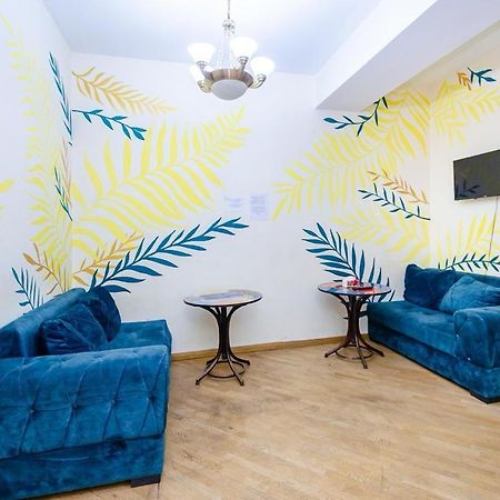 Areva Hostel & Apartment Ереван Экстерьер фото