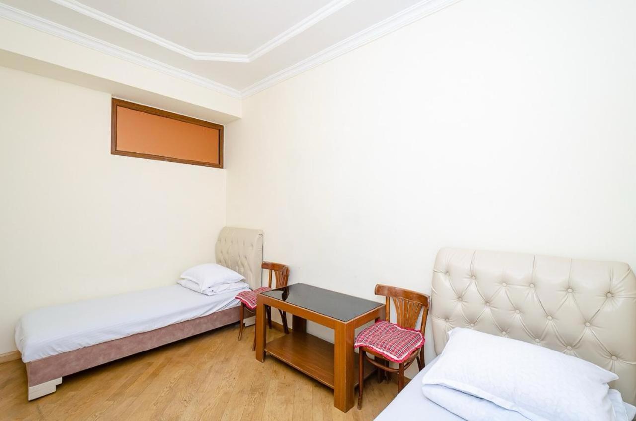 Areva Hostel & Apartment Ереван Экстерьер фото